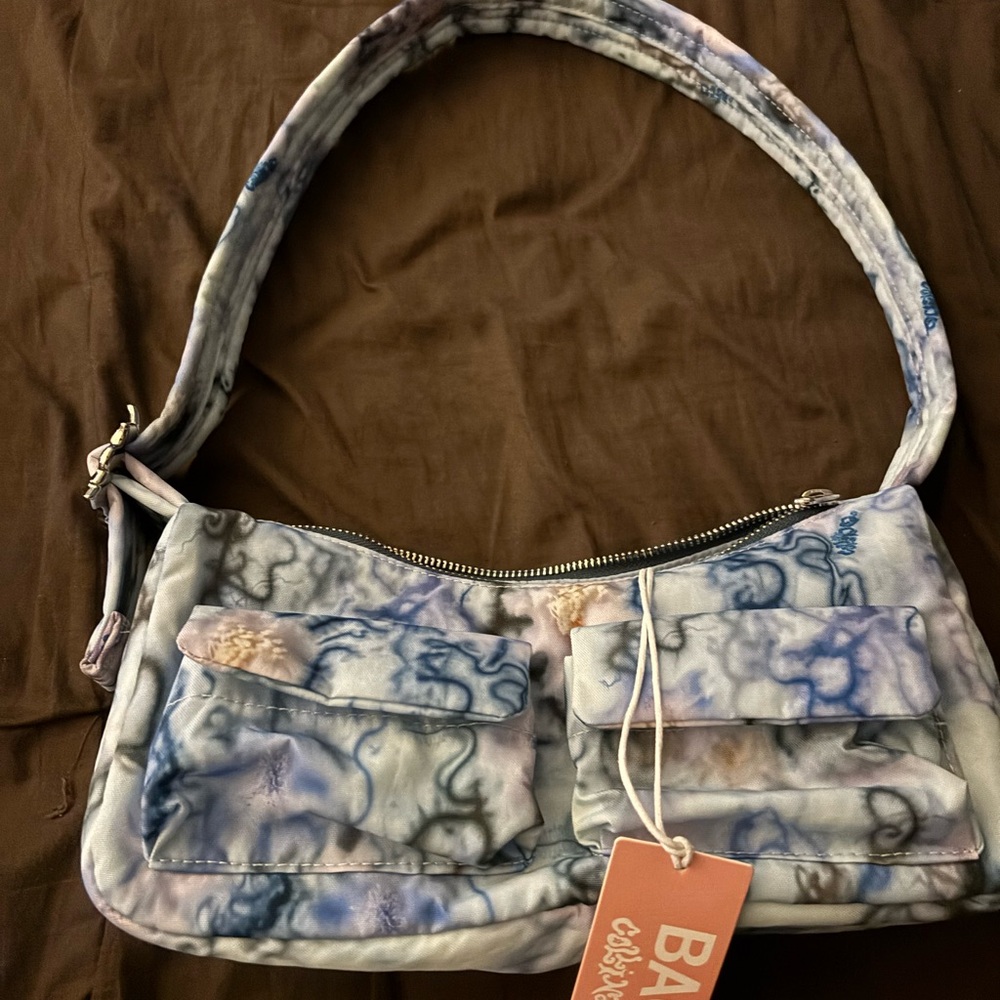 Baggu cargo shoulder bag